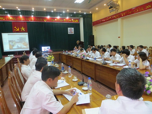 PTGĐ EVN NPC Nguyễn Thành Lê làm việc tại PCSL